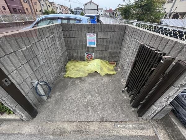 建物設備(敷地内にゴミ置き場があります)