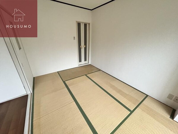 和室(い草の香りが落ち着く素敵な和室です)