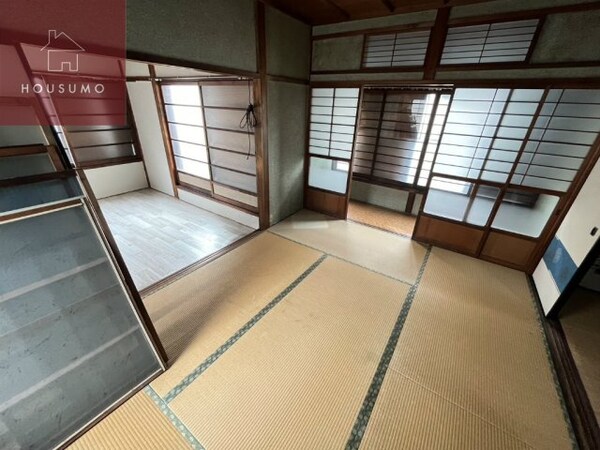 和室(和室がひろがる居住スペース)