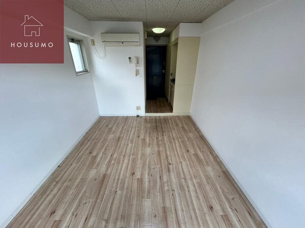 内装他(きれいな内装です)