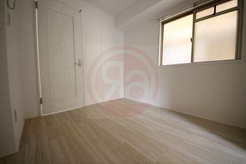 物件内観写真24　(洋室です)