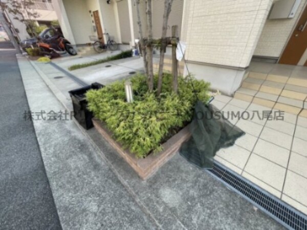 建物設備(敷地内ゴミ置き場です)