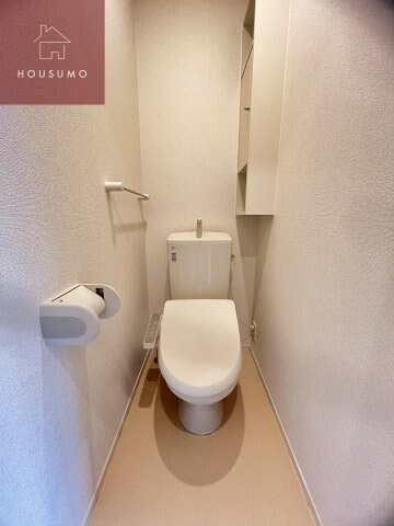 物件内観写真7　(シンプルで使いやすいトイレです)