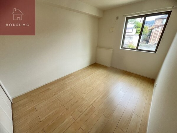 洋室(コンパクトで使いやすい洋室です)