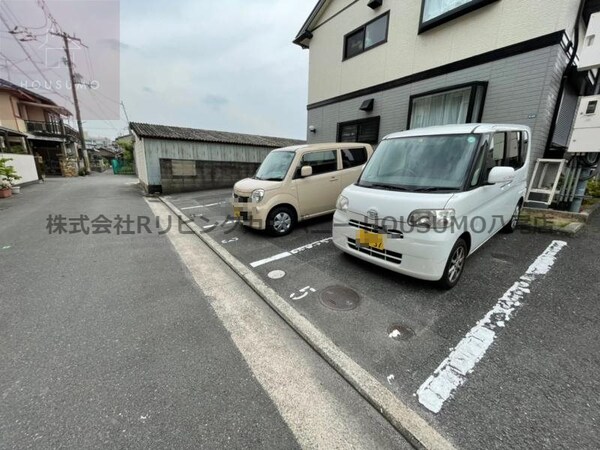 駐車場(駐車場完備です)