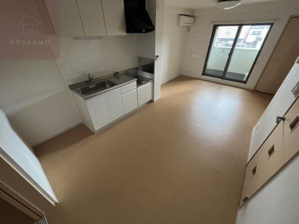 物件内観写真4　(居間です)