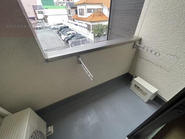 バルコニー(陽当たり良好なバルコニーです)