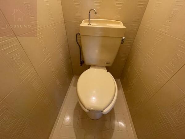 トイレ(コンパクトで使いやすいトイレです)