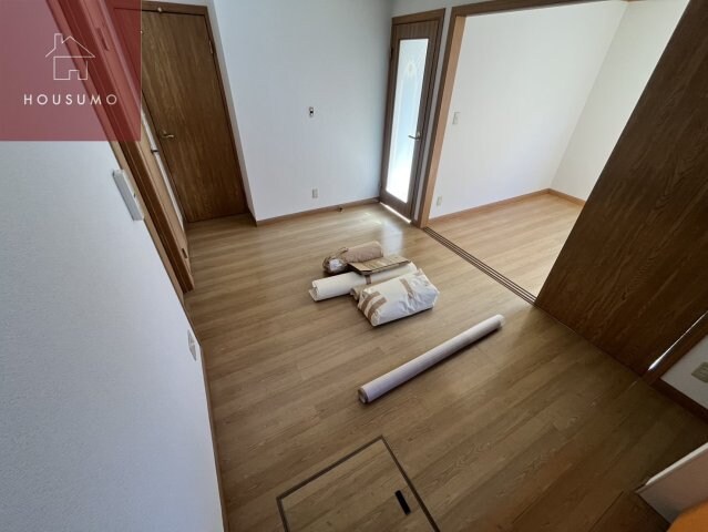 物件内観写真19　(個人の部屋や寝室として使える洋室です)