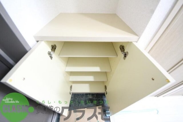 物件内観写真14　(収納のためのスペースです)