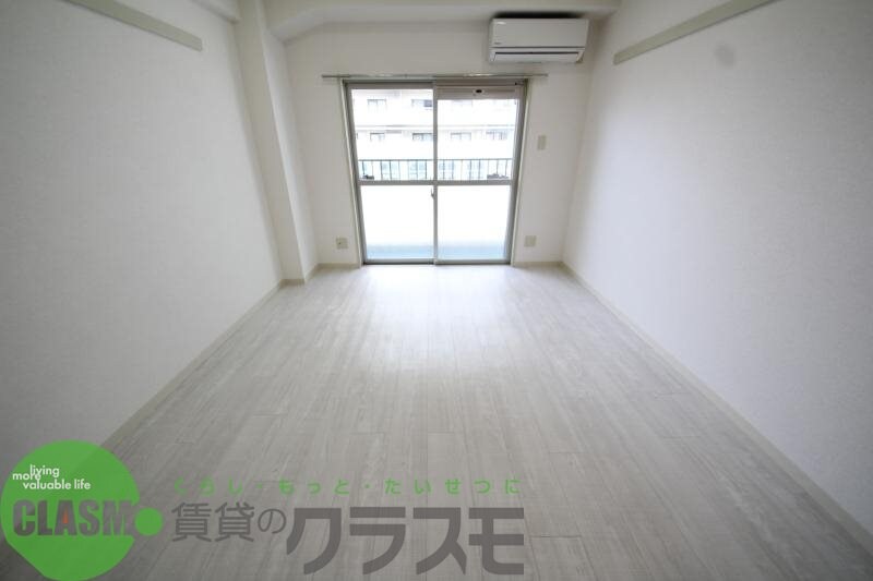 物件内観写真27　(内装は落ち着いています)