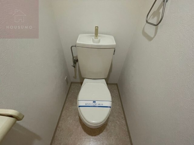 物件内観写真8　(トイレもきれいです)