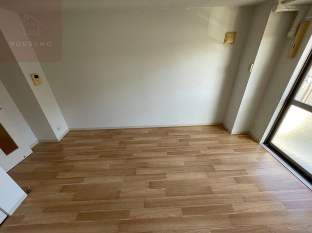 物件内観写真21　(使い勝手のいい洋室です)