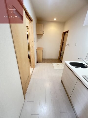 物件内観写真16　(内装は落ち着いています)