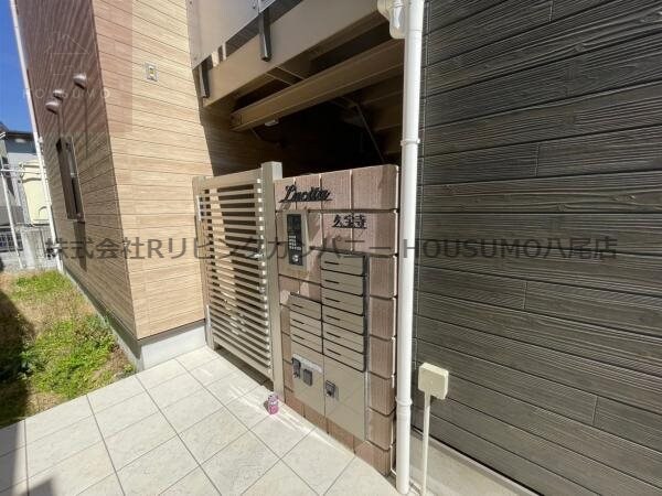 物件外観写真2　(エントランスです)