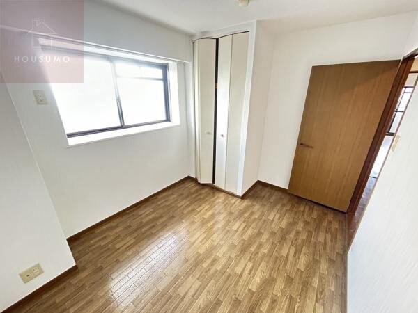 物件内観写真19　(小物を収納するのに便利です)