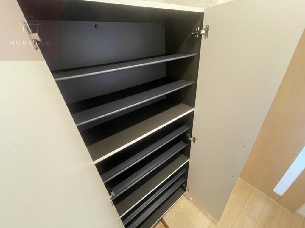 物件内観写真28　(小物を収納するのに便利です)