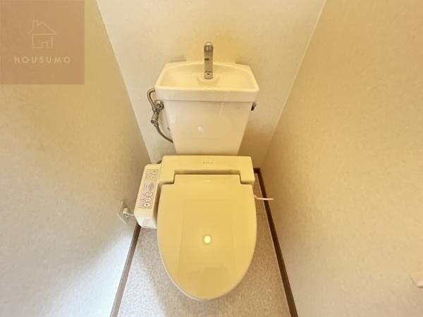 トイレ(シンプルで使いやすいトイレです)