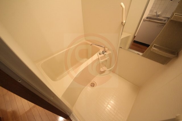 物件内観写真8　(お風呂で日々の疲れを落としましょう)