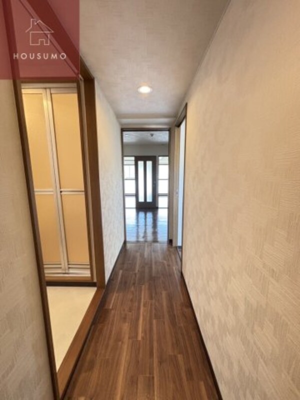 玄関(シンプルで使いやすい玄関です)