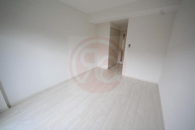 物件内観写真5　(ゆったり過ごせる居間です)