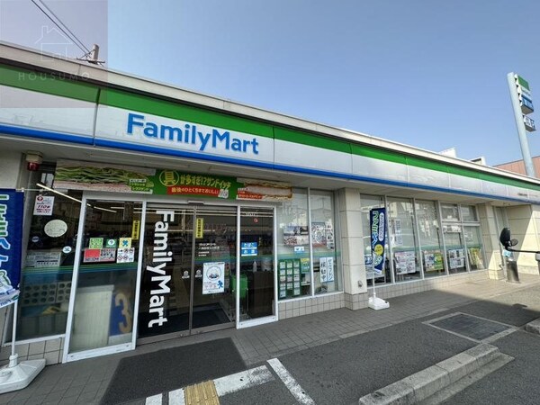 周辺環境(ファミリーマート 八尾跡部北の町店 510m)