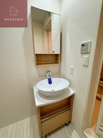 物件内観写真10　(独立洗面台です)