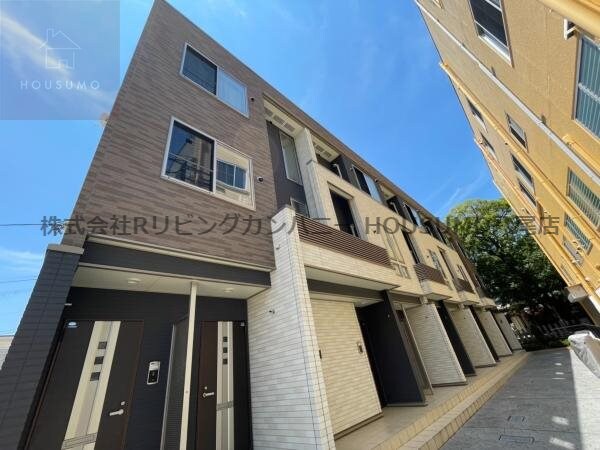 物件外観写真3　(きれいな外観です)