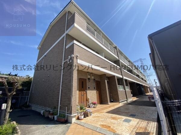 物件外観写真3　(おしゃれな外観です)