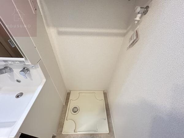 物件内観写真9　(洗濯パンです)