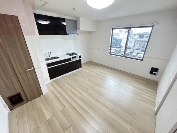 物件内観写真15　(使いやすいリビングです)