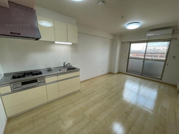 居室(リビングです)