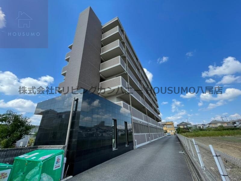 物件外観写真4　(きれいな外観です)