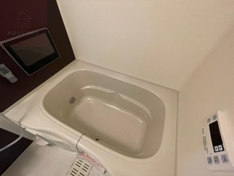 物件内観写真18　(コンパクトで使いやすいお風呂です)