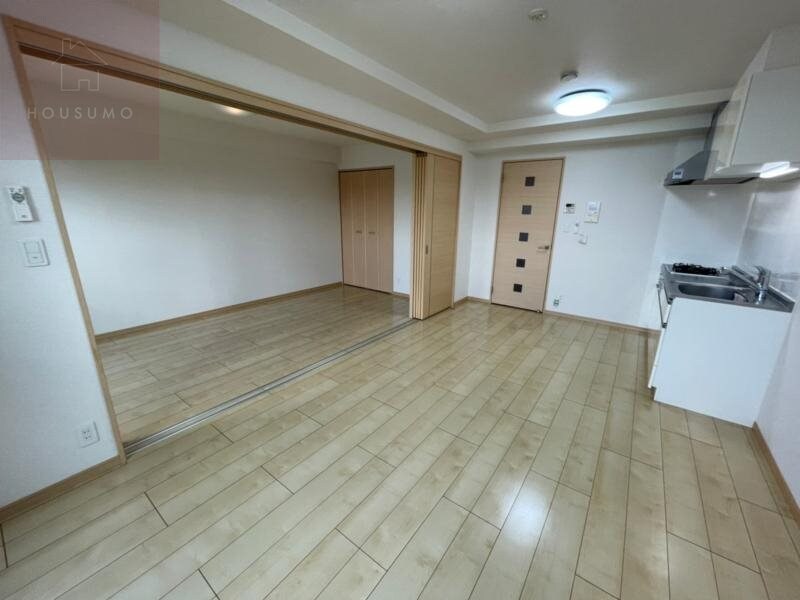 物件内観写真25　(ゆったりとしたリビングです)