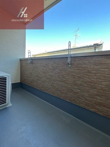 物件内観写真13　(バルコニーからの眺めを楽しみながら食事をしませんか)