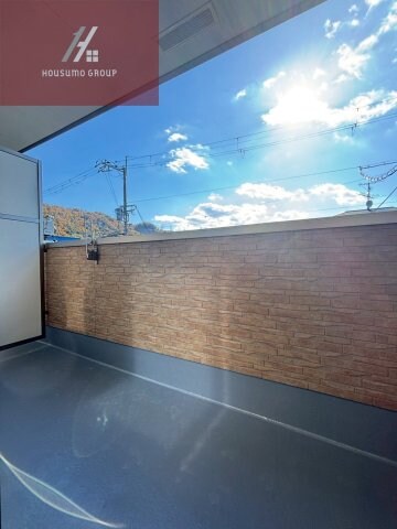 物件内観写真13　(落ち着いた時間を過ごせるバルコニーです)