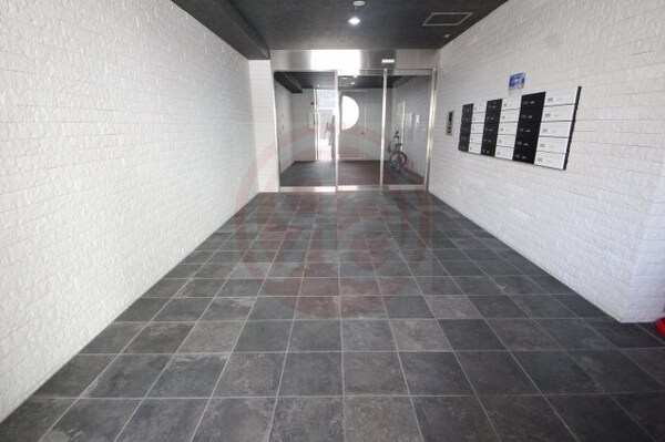 ロビー・ラウンジ(清潔なロビーです)