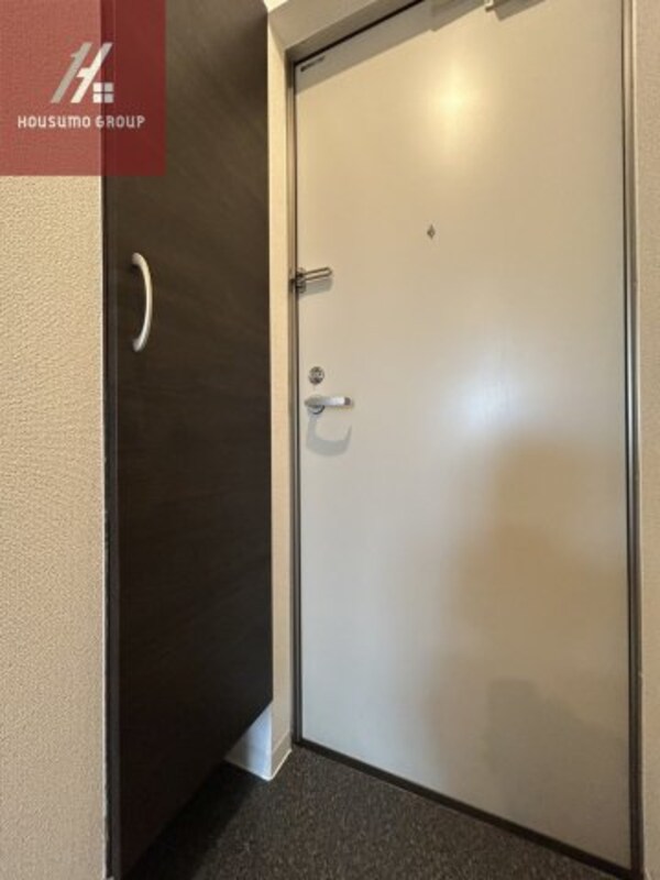 玄関(明るい玄関です)