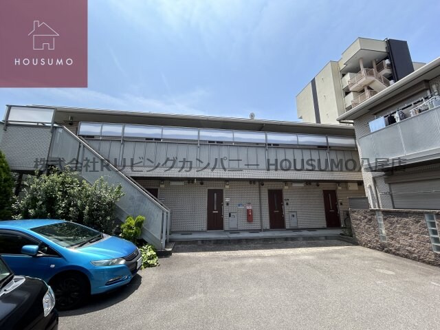 物件外観写真3　(物件の外観です)