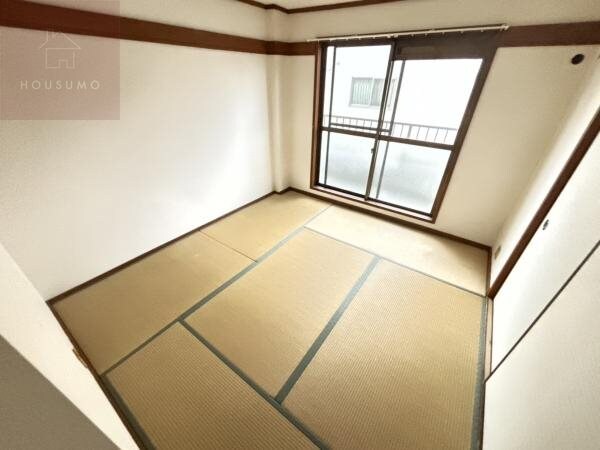 物件内観写真6　(落ち着いて過ごせるお部屋なので、寝室にいかがでしょうか)