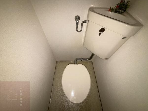 物件内観写真7　(シンプルで使いやすいトイレです)