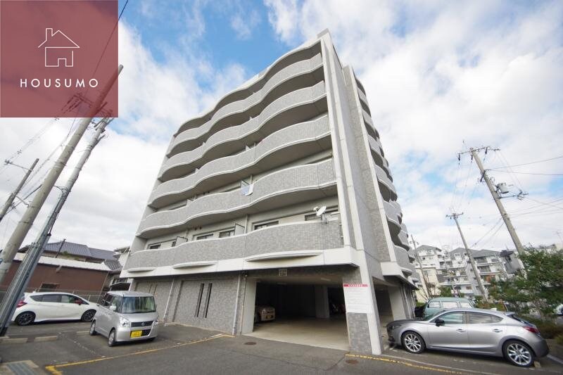 物件外観写真5　(建物外観を気になさる方へ、見た目の良い物件です)