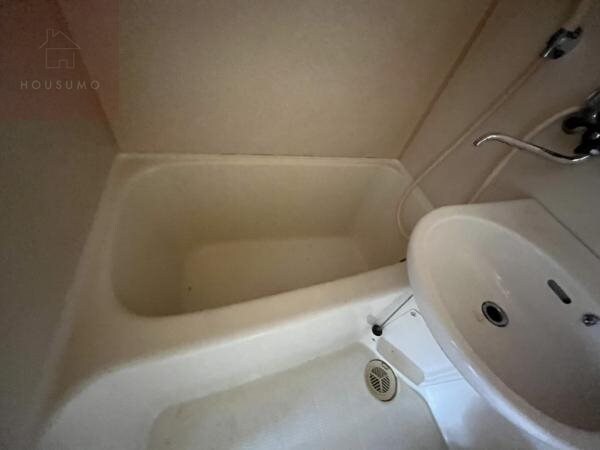 物件内観写真6　(日々の暮らしに欠かせないお風呂です)