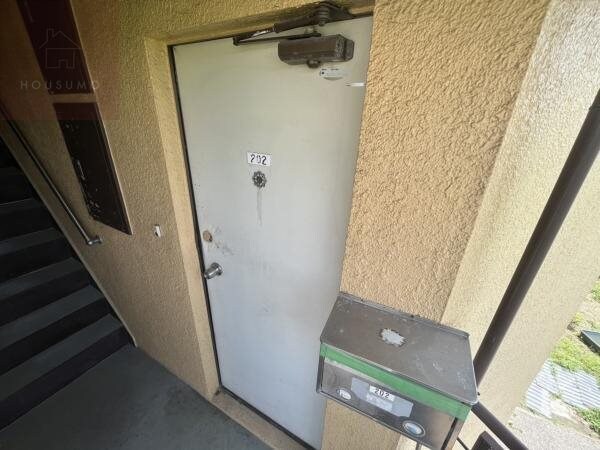 物件内観写真29　(きれいな玄関です)