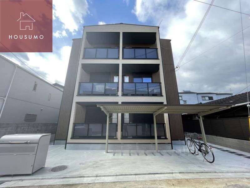 物件外観写真1　(外観もきれいです)