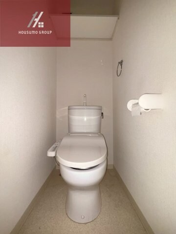 物件内観写真10　(清潔感のあるトイレです)