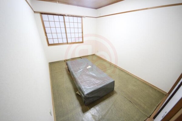 和室(趣のある和室です)