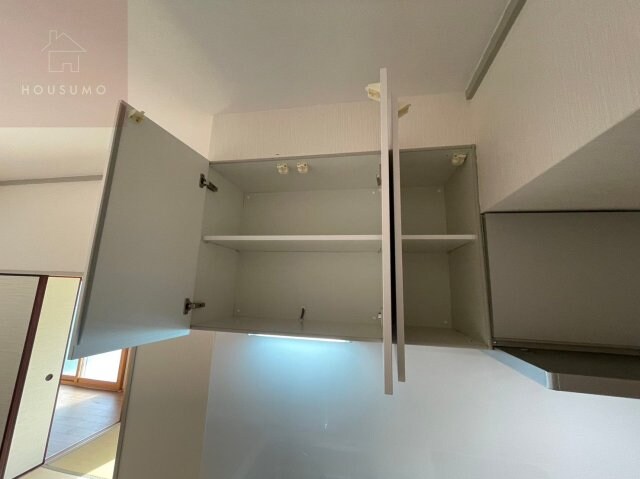 物件内観写真26　(専用の収納スペースです)