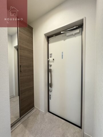 物件内観写真16　(落ち着いた玄関です)